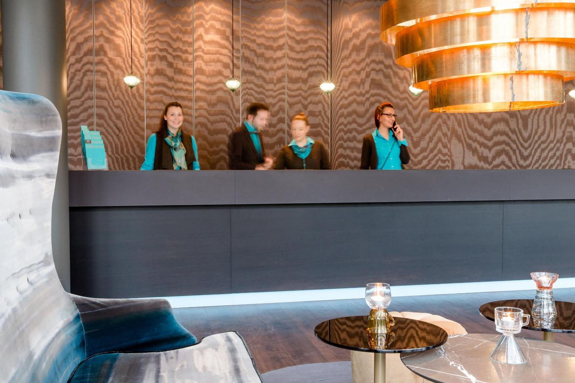 Motel One Muenchen Sendlinger Tor Exteriör bild