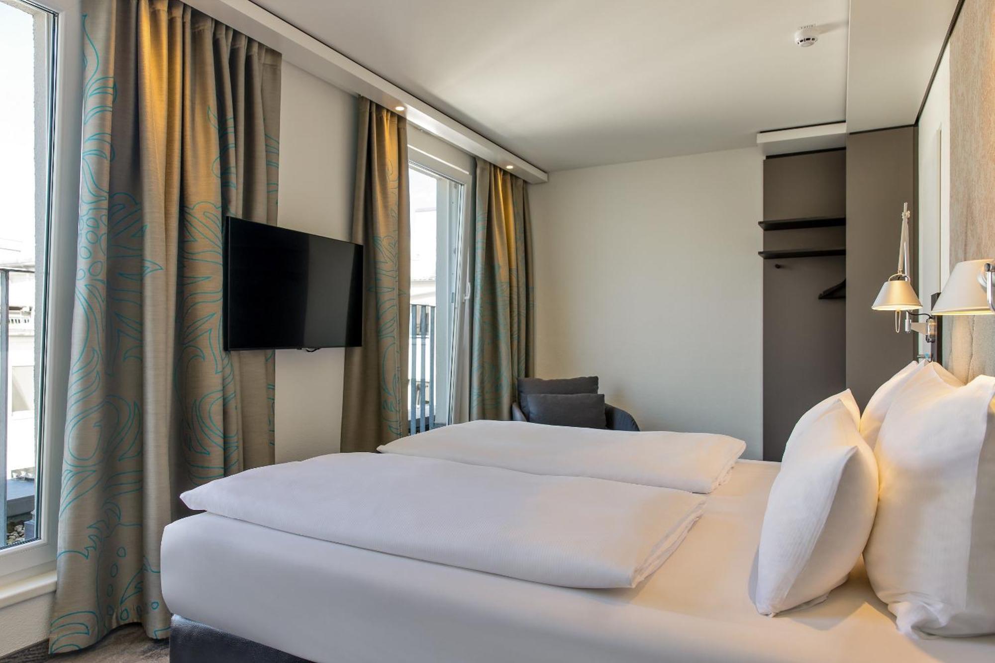 Motel One Muenchen Sendlinger Tor Exteriör bild