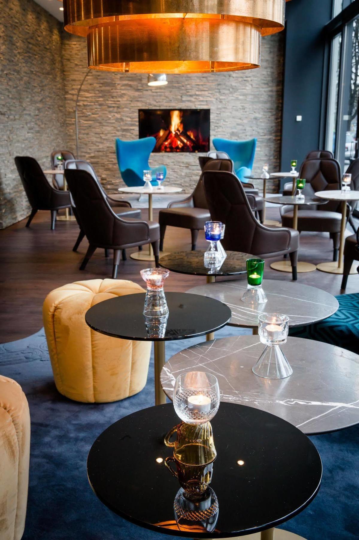Motel One Muenchen Sendlinger Tor Exteriör bild